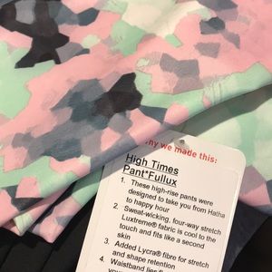 Lululemon 🍋 NWT High Times, 4 clouded dreams